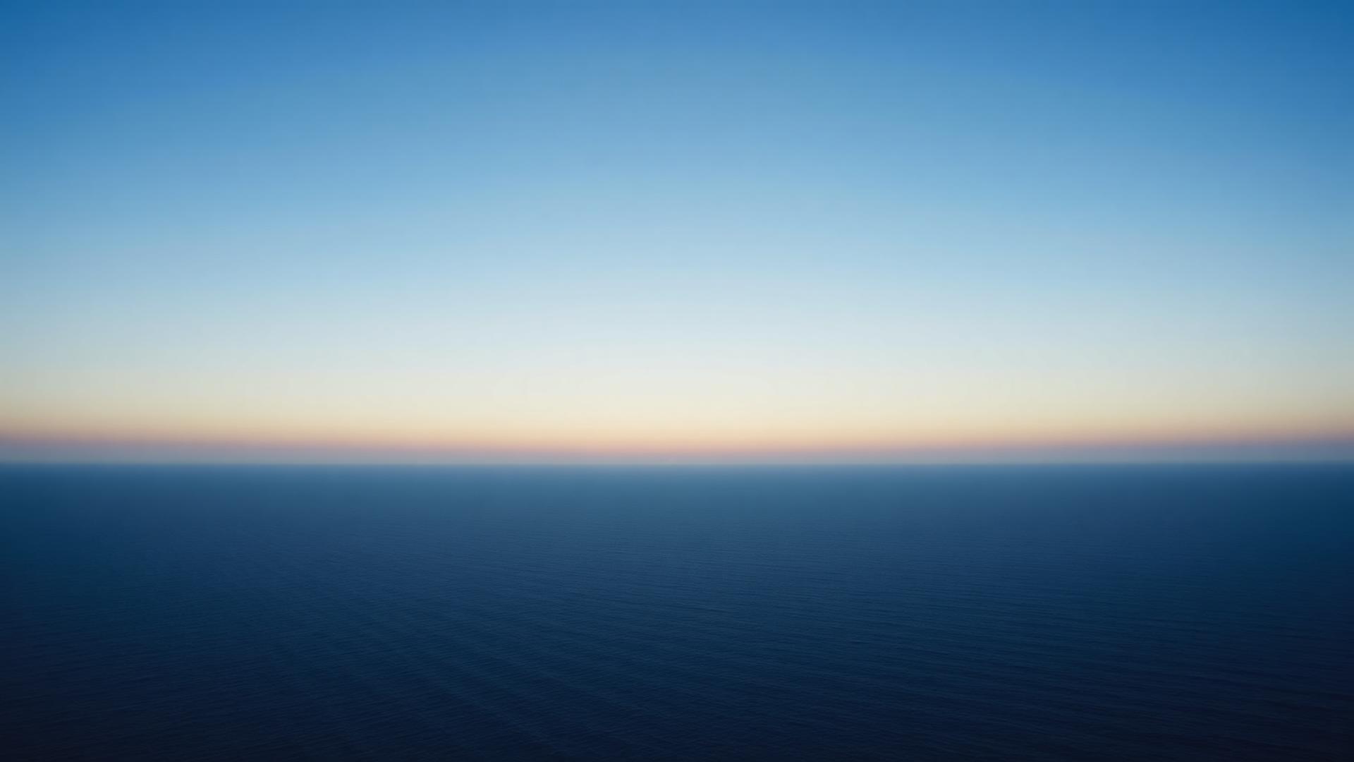 Horizonte oceânico ao amanhecer